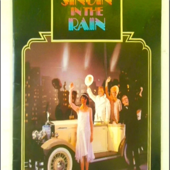 Singin' in the Rain Souvenir Book London Palladium 1983 Starring Tommy Steele - Picture 1 of 16